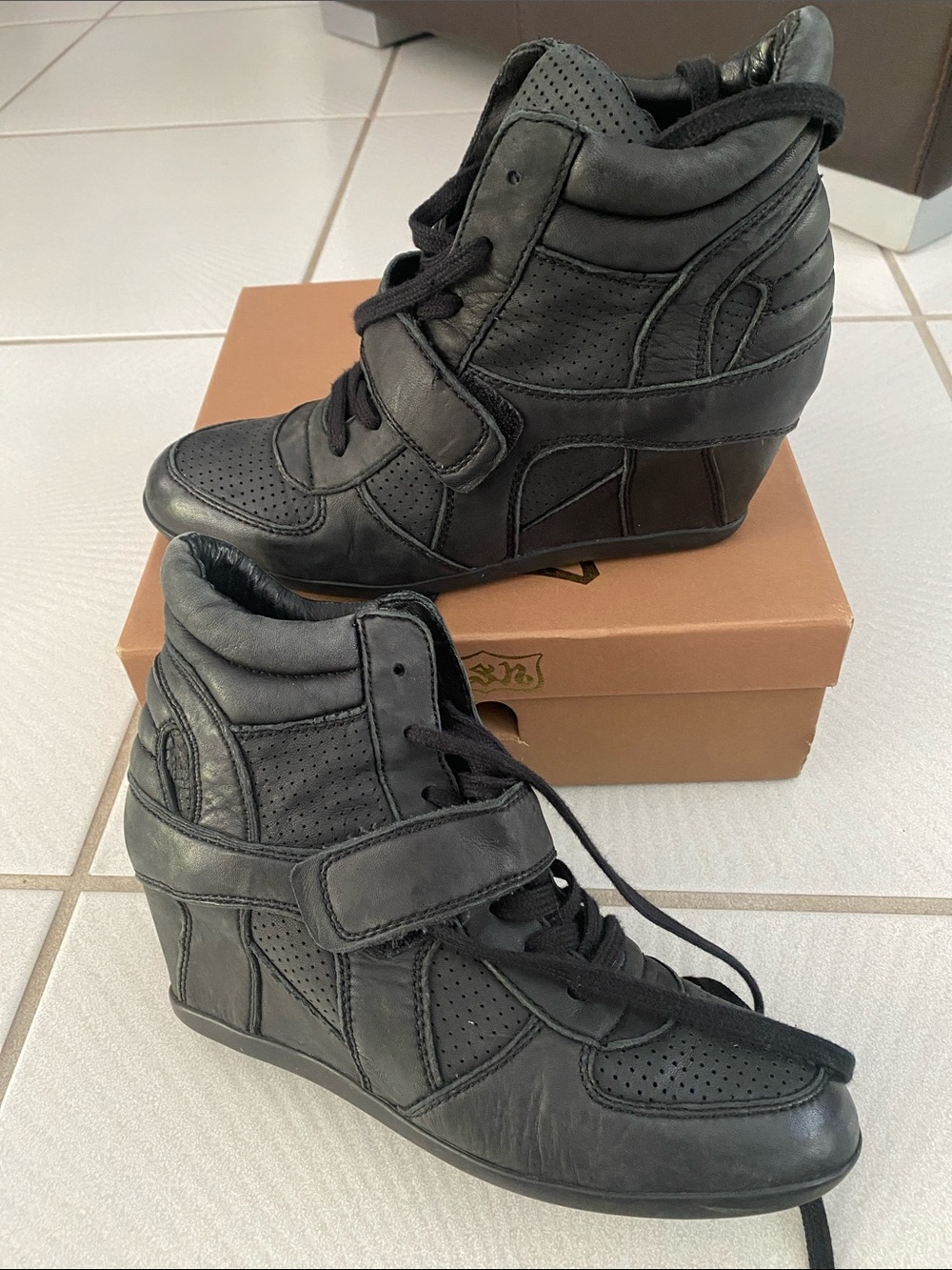 ASH BOWIE black leather wedge sneaker 41/11USA